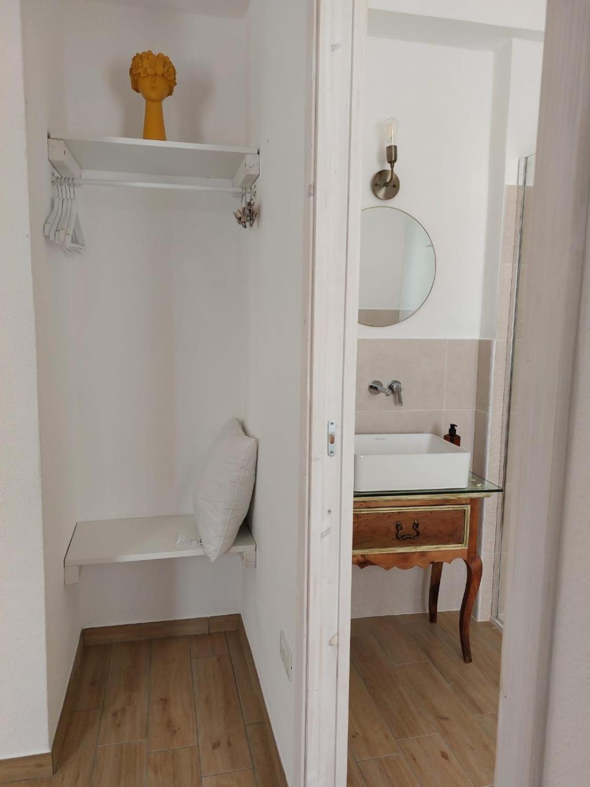 B&B Il Borgo Delle Emozioni Dolianova 외부 사진